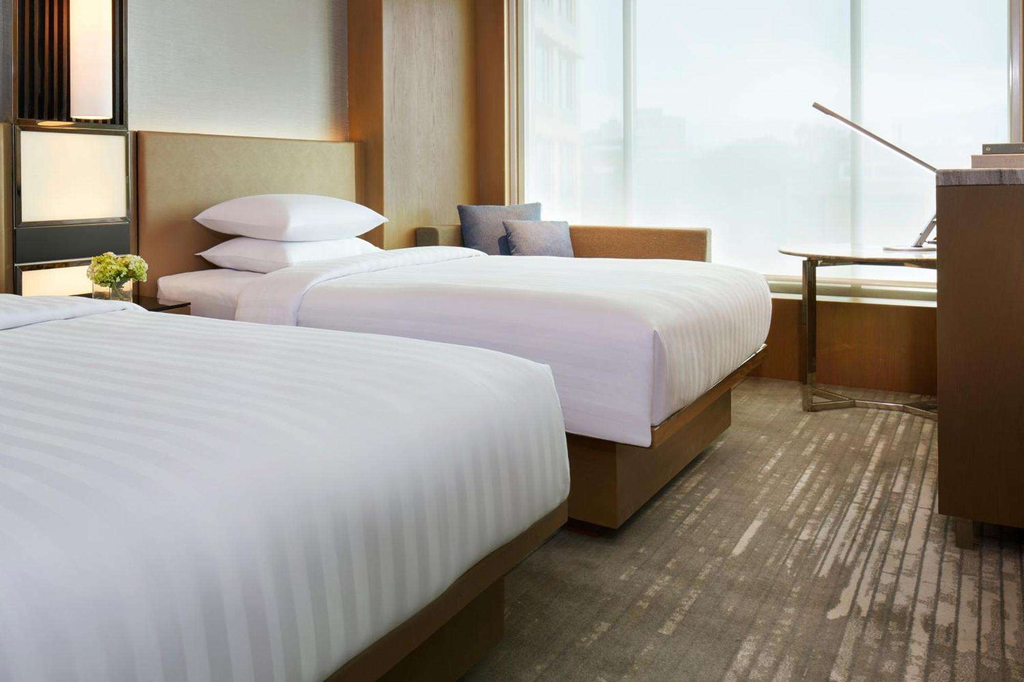 Courtyard By Marriott Bandung Dago Hotel Ngoại thất bức ảnh