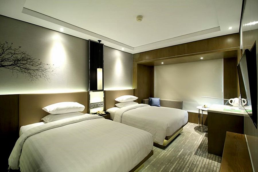 Courtyard By Marriott Bandung Dago Hotel Ngoại thất bức ảnh